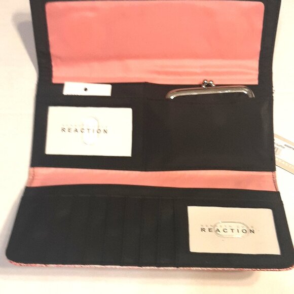 NWT Kenneth Cole Reaction Clutch Wallet Pink Ombre - Picture 4 of 7